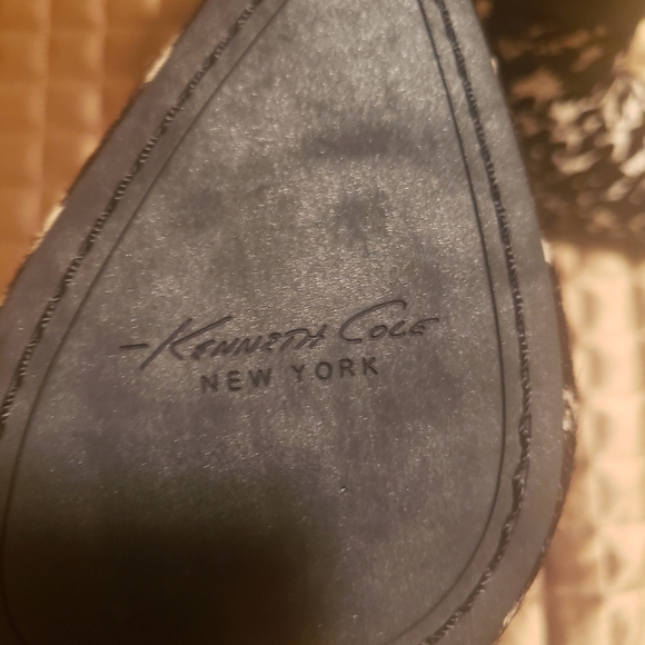 Kenneth Cole Boots - Picture 7 of 9